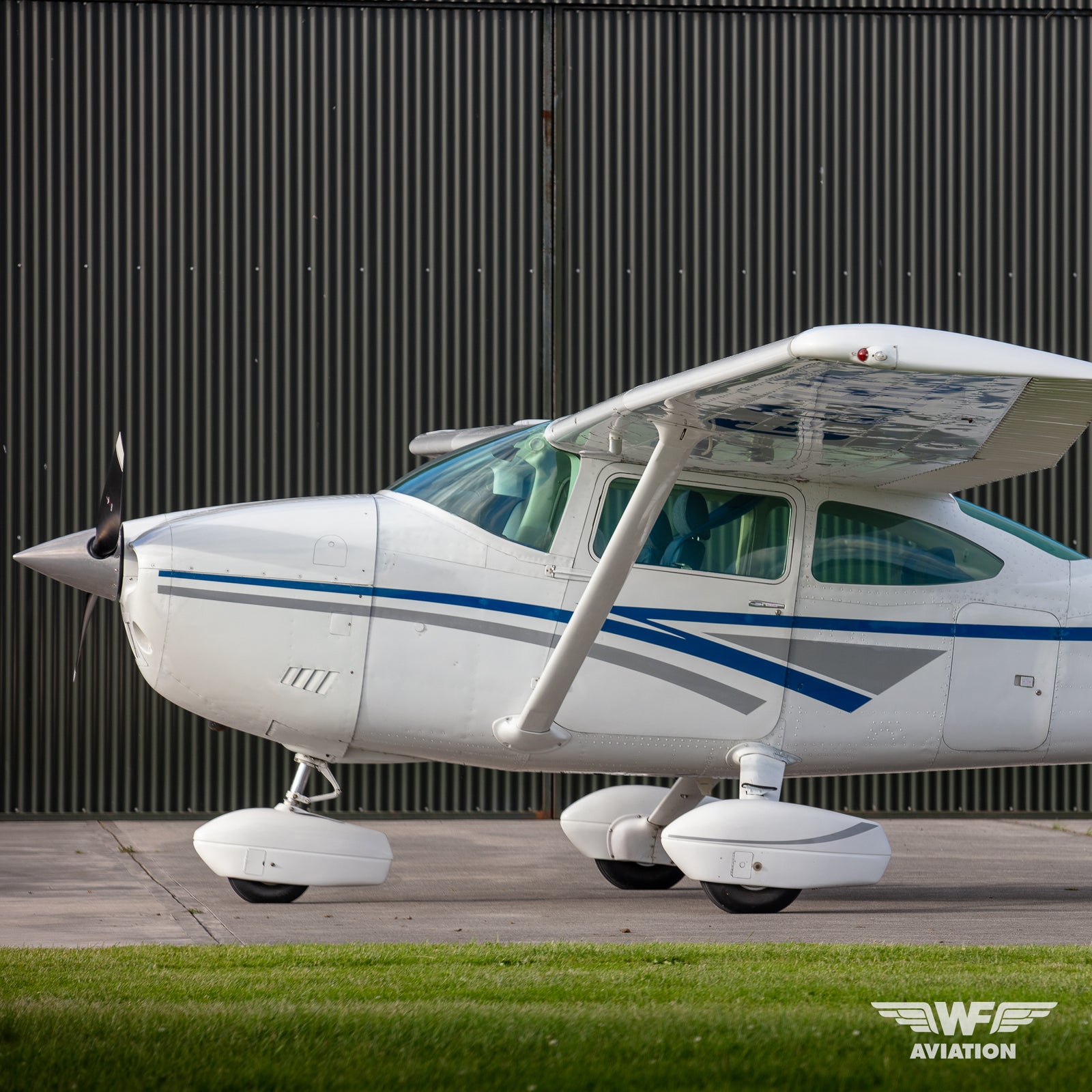 Cessna 182P Skylane STOL G-OJHC